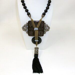 Rare Heidi Daus Chinoiserie Black Onyx Crystal Carved Tassel Pendant Necklace